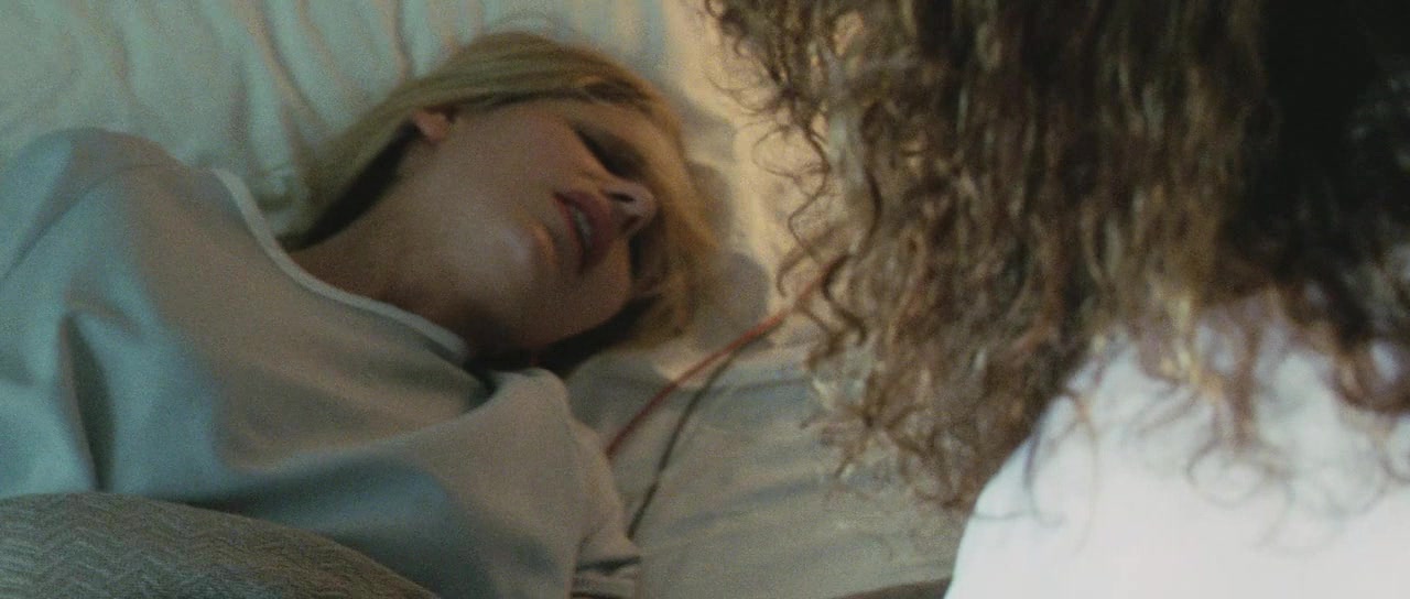 Veronika_Decides_to_Die_0634.jpg Veronika_Decides_to_Die_0634.jpg