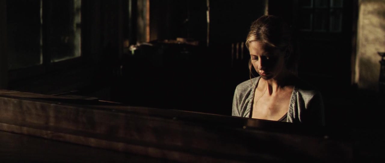 Veronika_Decides_to_Die_2209.jpg Veronika_Decides_to_Die_2209.jpg