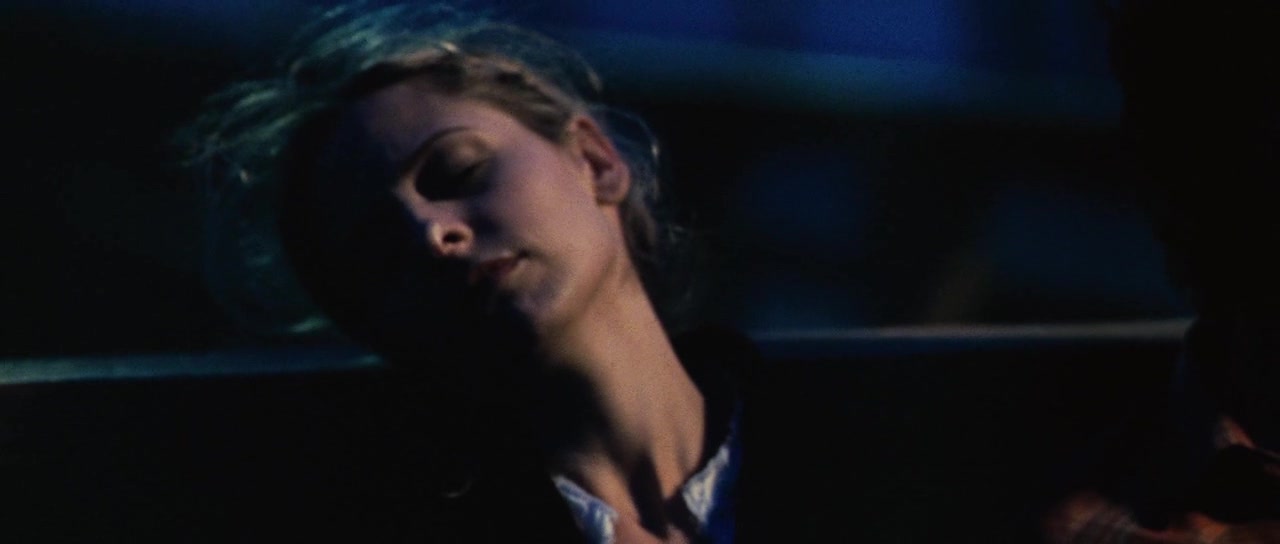 Veronika_Decides_to_Die_4518.jpg Veronika_Decides_to_Die_4518.jpg