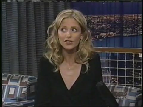 Conan_interviews_Sarah_Michelle_Gellar_2002_flv1638.jpg