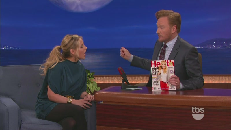 Sarah_M_Gellar-Conan_10_13_11_mov0121.jpg