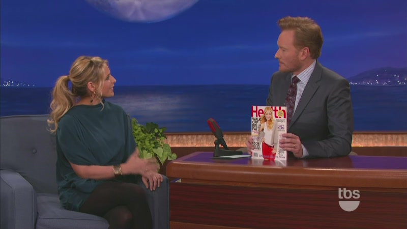 Sarah_M_Gellar-Conan_10_13_11_mov0129.jpg