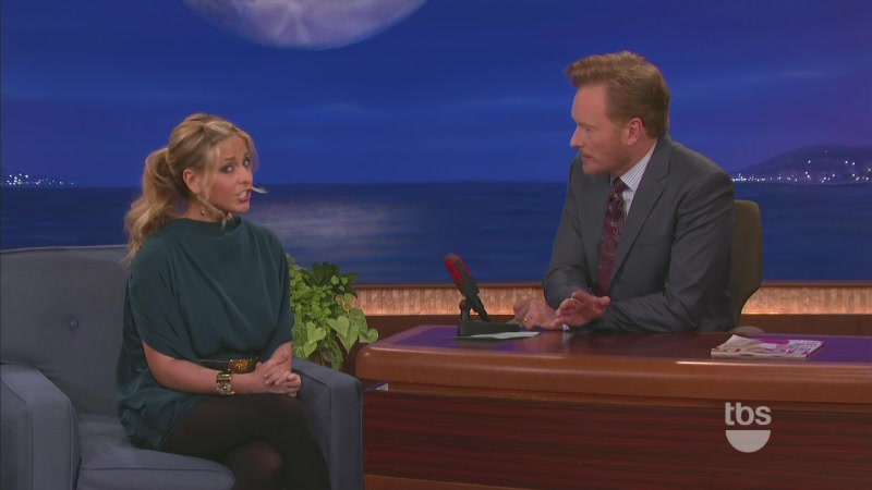 Sarah_M_Gellar-Conan_10_13_11_mov0181.jpg Sarah_M_Gellar-Conan_10_13_11_mov0181.jpg