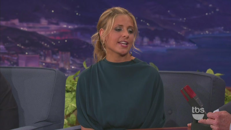 Sarah_M_Gellar-Conan_10_13_11_mov0254.jpg Sarah_M_Gellar-Conan_10_13_11_mov0254.jpg