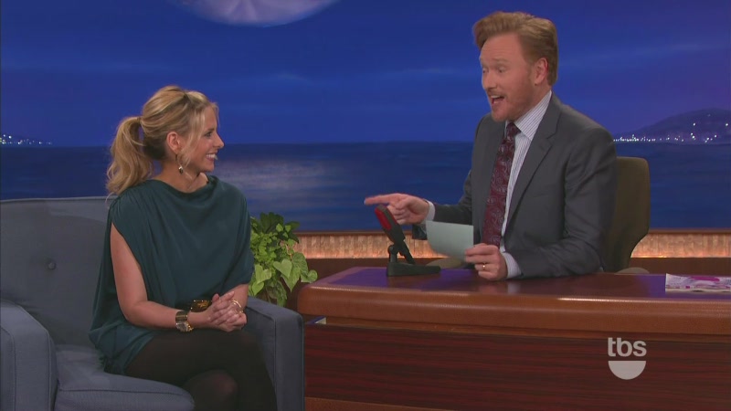 Sarah_M_Gellar-Conan_10_13_11_mov0342.jpg