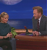 Sarah_M_Gellar-Conan_10_13_11_mov0291.jpg